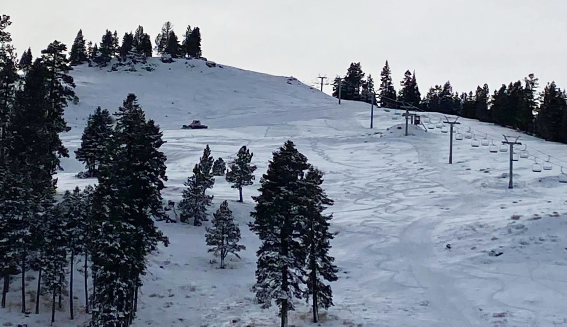Ski area opens to public over holiday weekend